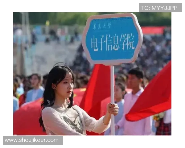 足球明星背包设计灵感分享让你的日常出行充满运动魅力